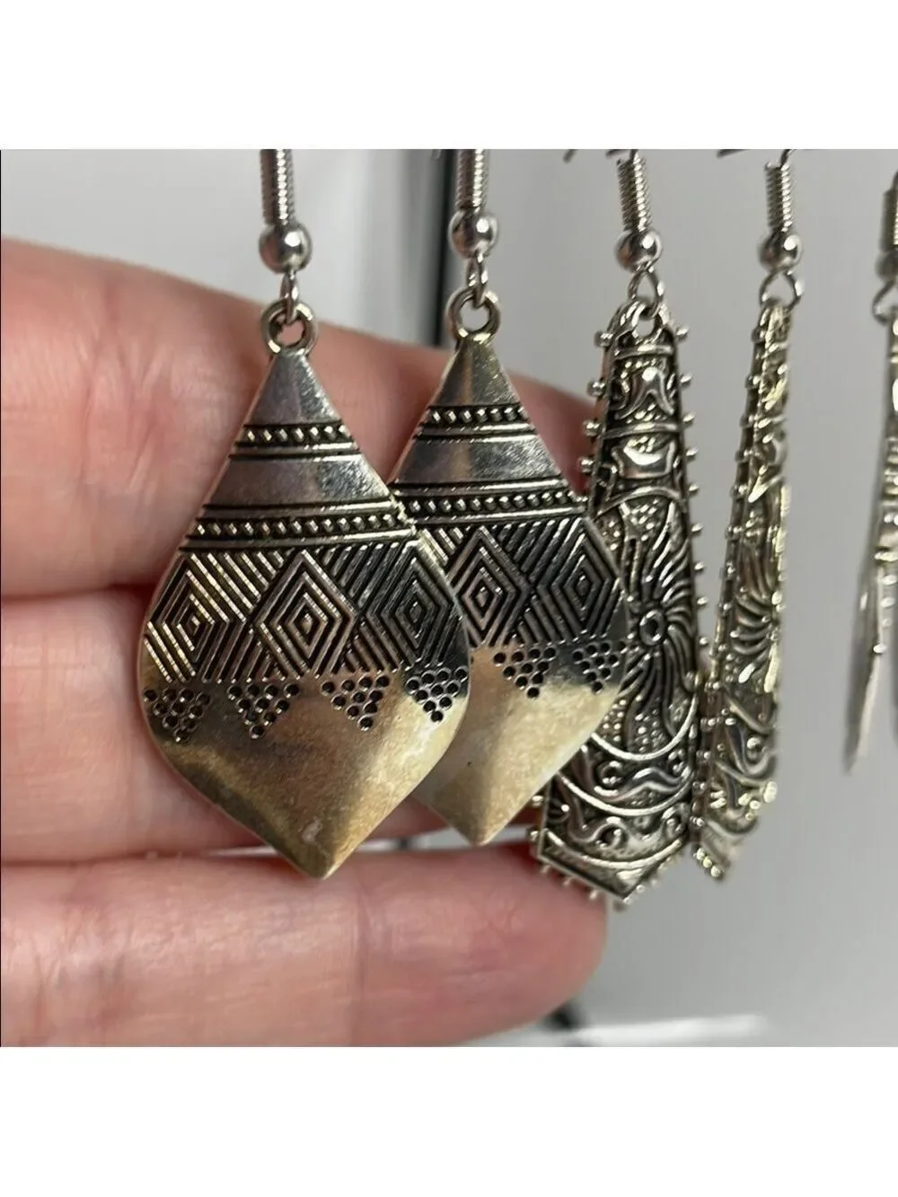 Silver Fashion Jewelry Earring Set